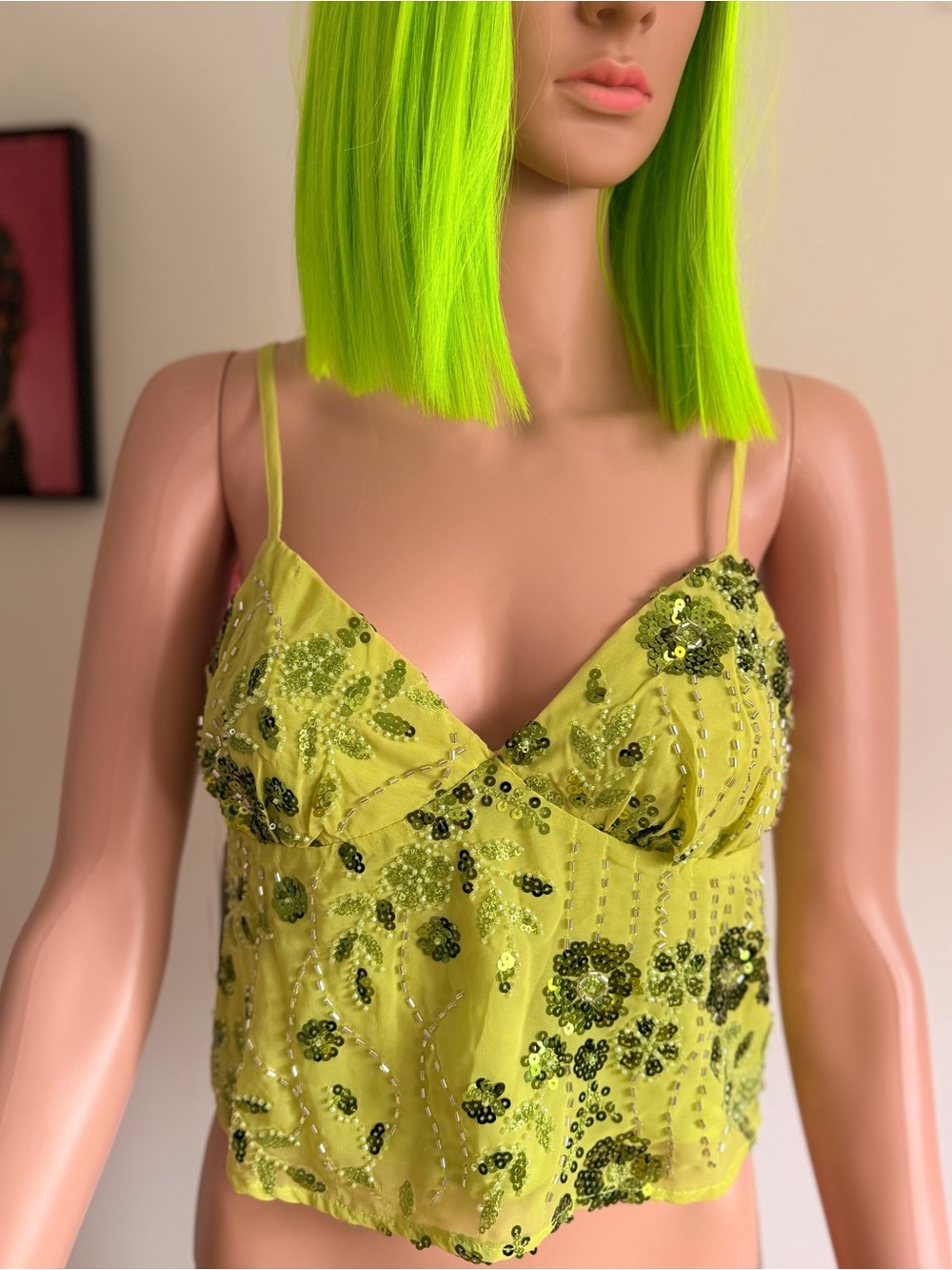 NWT No Boundaries White Grape Sequin Beaded Floral Camisole Top - Medium